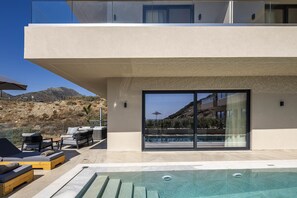 House - Deluxe Villa Celeste - Sea View and Private Pool (Mylopotamos)