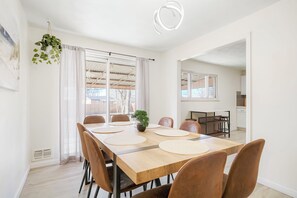 Dining - Revere Game House w/ Pool Table, Sleeps 14 (Aurora)