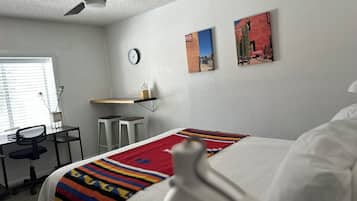 Iron/ironing board, WiFi, bed sheets