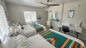 Iron/ironing board, WiFi, bed sheets - Charming 10-bedroom bed & breakfast in peaceful Cloudcroft (Cloudcroft)