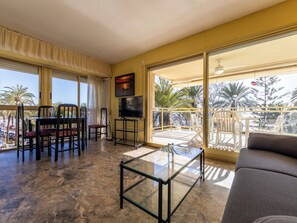 TV - Costa Blanca I by Interhome (Cambrils)