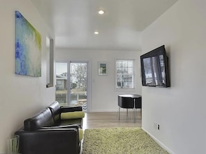 Smart TV, offices