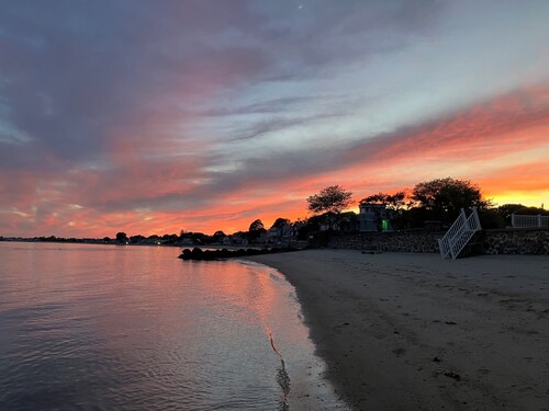 Memorial Day 2026 timeshare/condo at the waters edge resort in  Westbrook CT