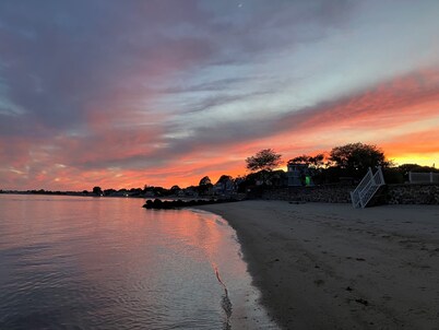 Memorial Day 2026 timeshare/condo at the waters edge resort in  Westbrook CT