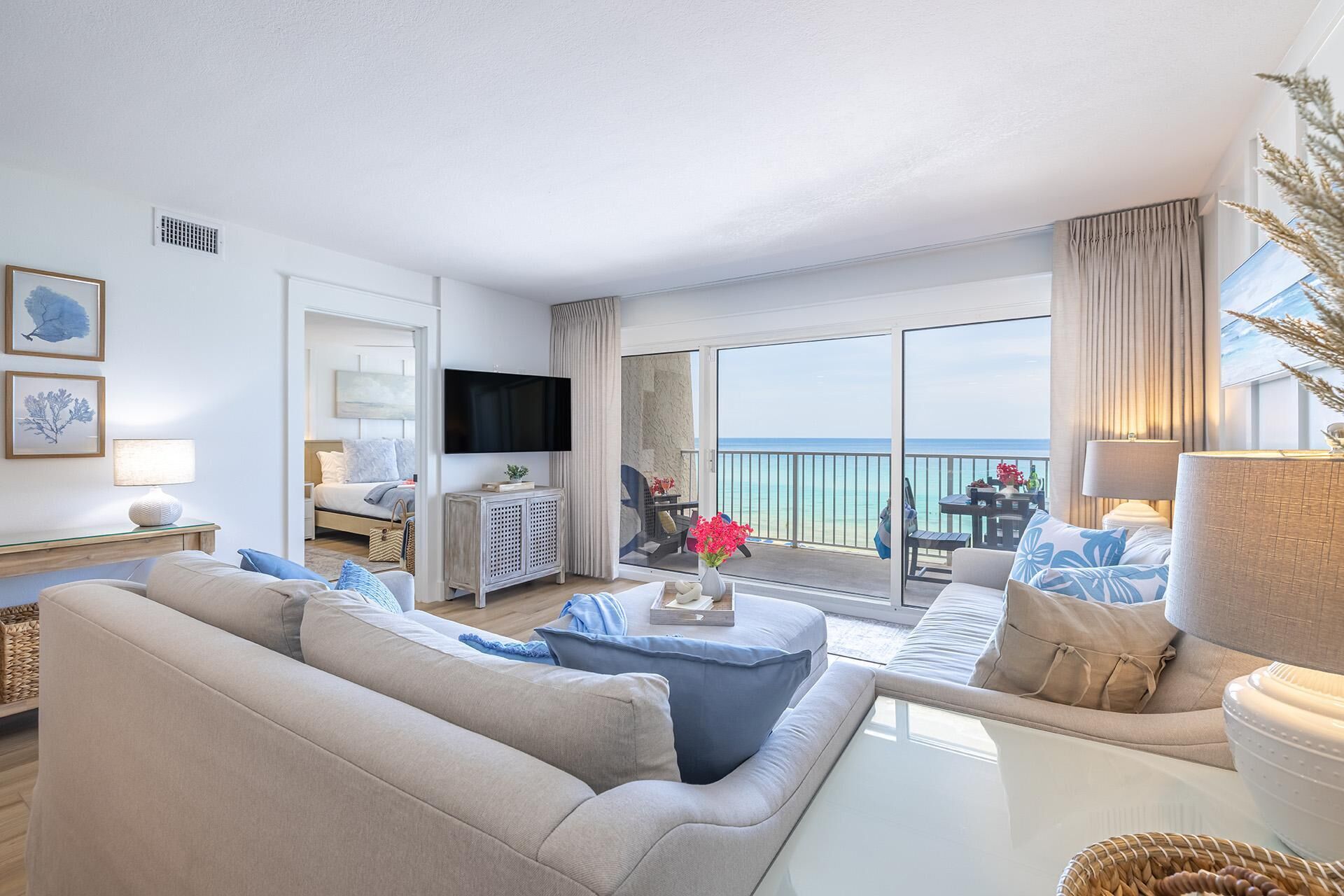 Appart'hôtel, plusieurs lits (Beach House 601C- Beach Rest) | Coin séjour