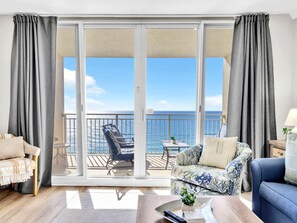 Living area - Emerald Beach 1831 (Panama City Beach)