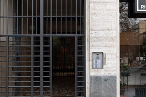 تفاصيل الفندق من الخارج