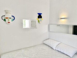 1 bedroom, iron/ironing board, free WiFi, bed sheets - CABARNUS HOUSE IN PAROIKIA, PAROS! (Paros)