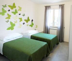 2 Schlafzimmer, Bügeleisen/Bügelbrett, kostenloses WLAN