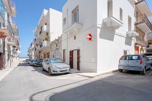 Exterior - 'Corner House Polignano A Mare' Apartment with Air Conditioning (Polignano a Mare)