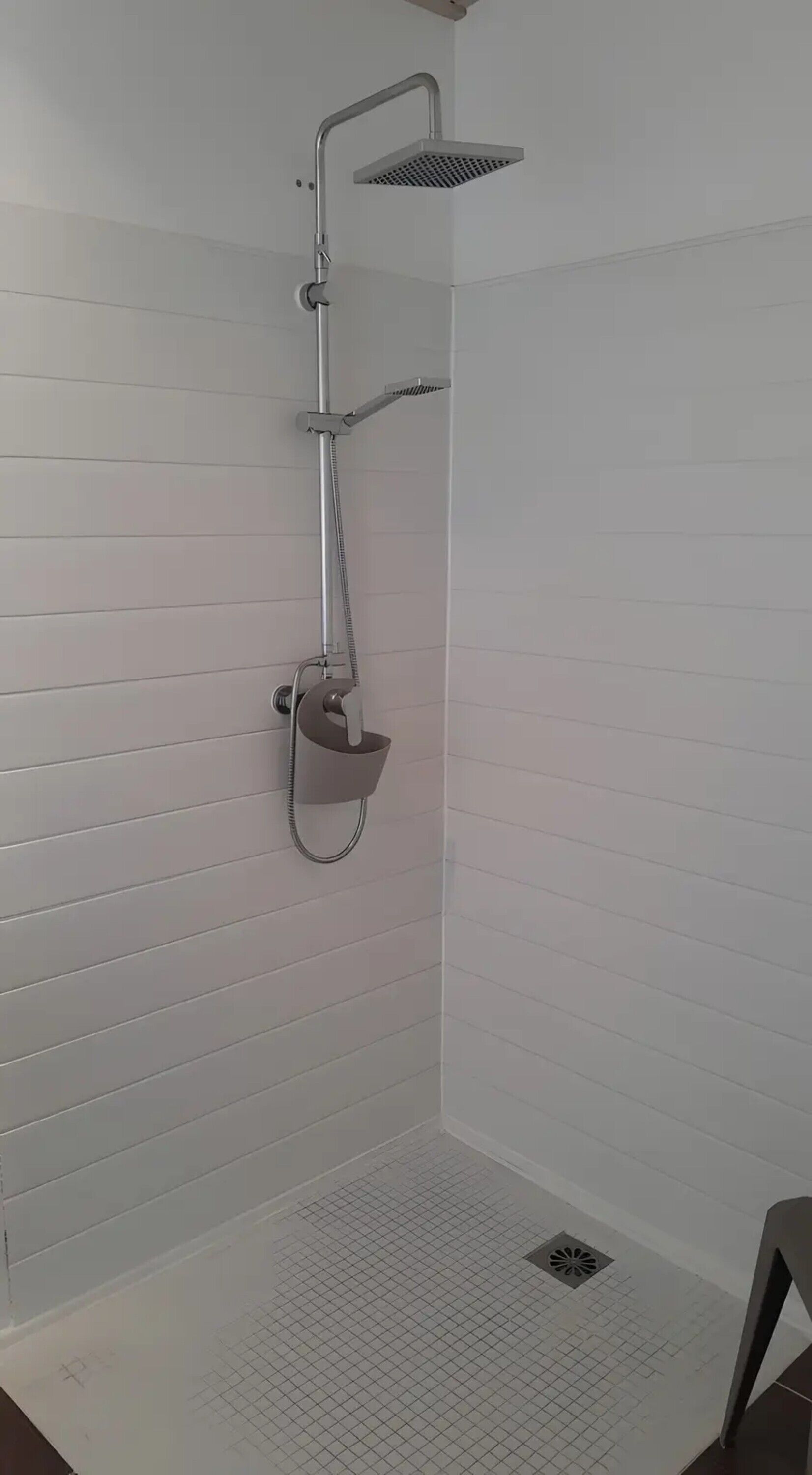 淋浴设施、毛巾