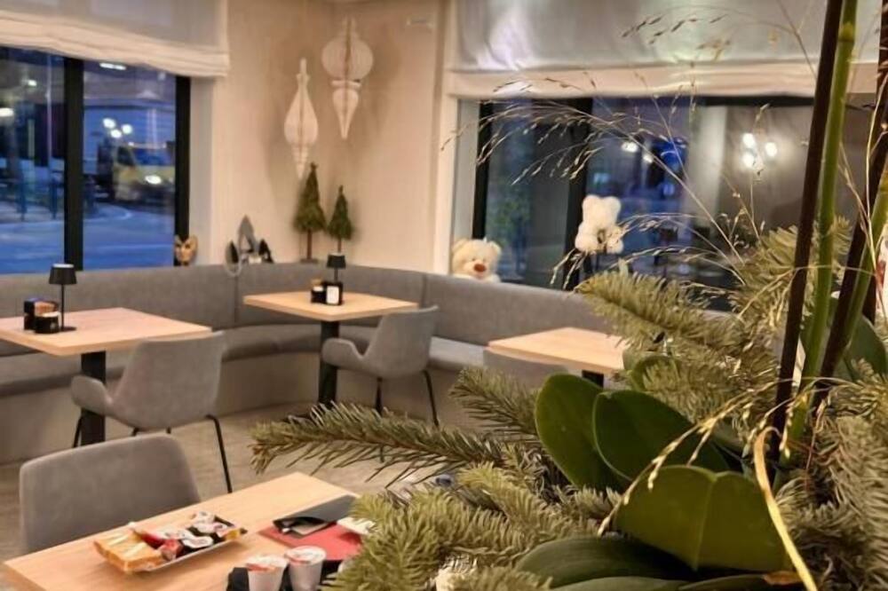 HOTEL CENTRALE RESANA