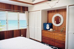 House, 6 Bedrooms, Balcony, Sea View | Premium bedding, in-room safe, individually furnished