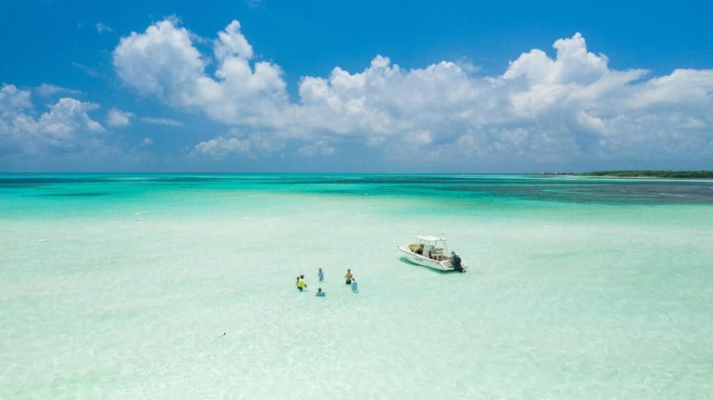 Free beach shuttle, sun loungers, beach towels