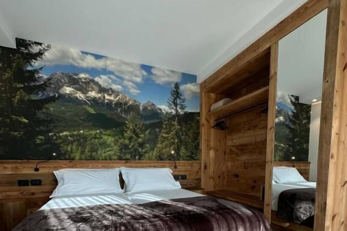 Deluxe Triple Room, Patio, Garden View | In-room safe, soundproofing, free WiFi, wheelchair access