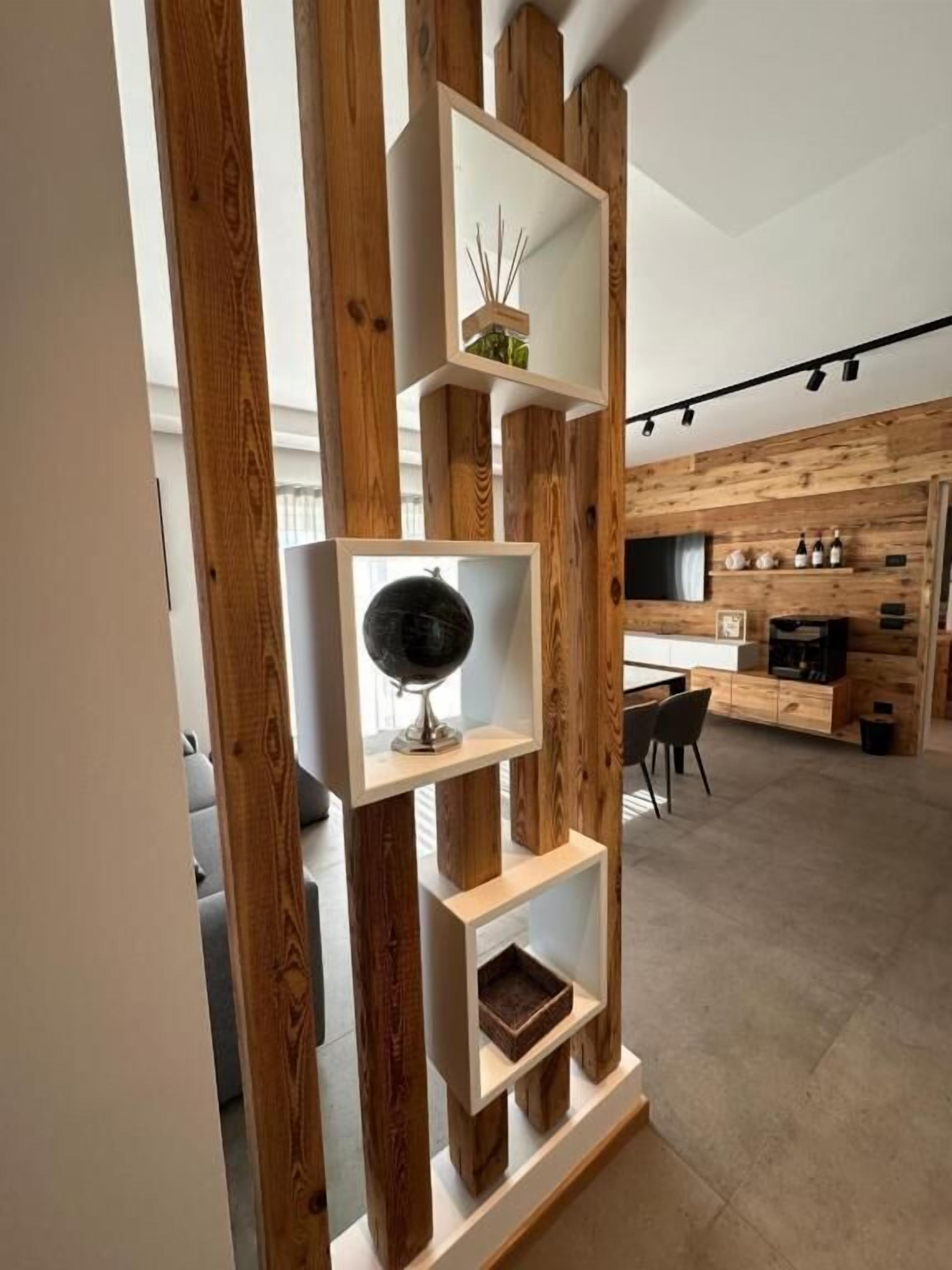 Deluxe Quadruple Room, Mobility Accessible, Mountain View | Interior