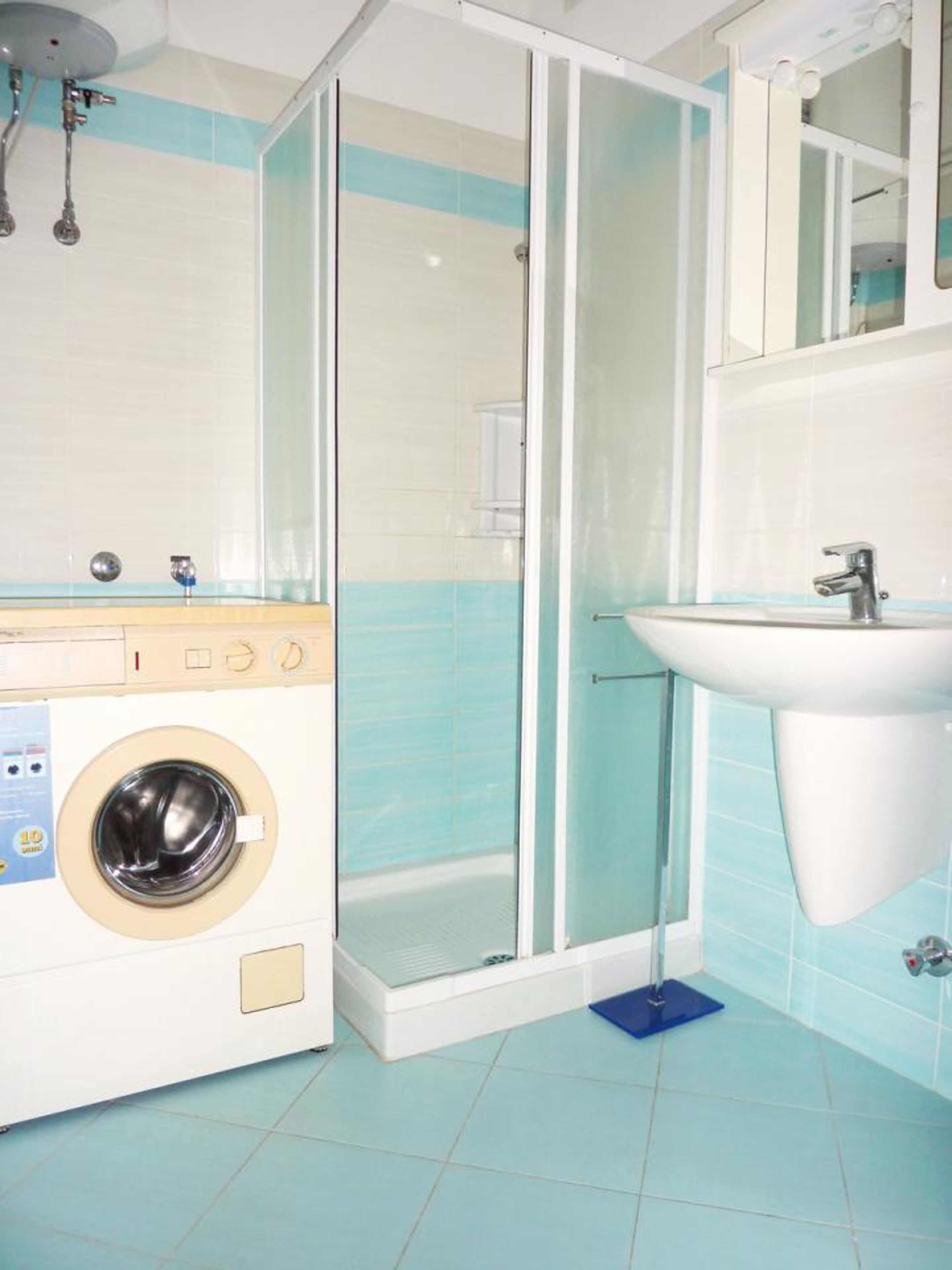 Apartment, 2 Bedrooms, Patio, Garden View | Bathroom