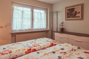 Soundproofing, iron/ironing board, free WiFi - Gardenia-Altach (Altach)