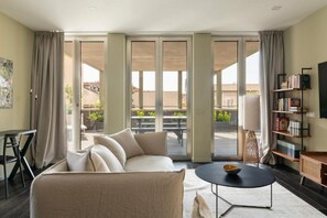 Living area - Large three-room apartment ISLAND - Mirable PM (Milano)