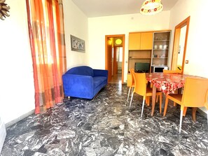 Villa, 3 Bedrooms, Patio, Garden View | Interior - Family Villa 100mt From the Beach in Bibione (San Michele al Tagliamento)