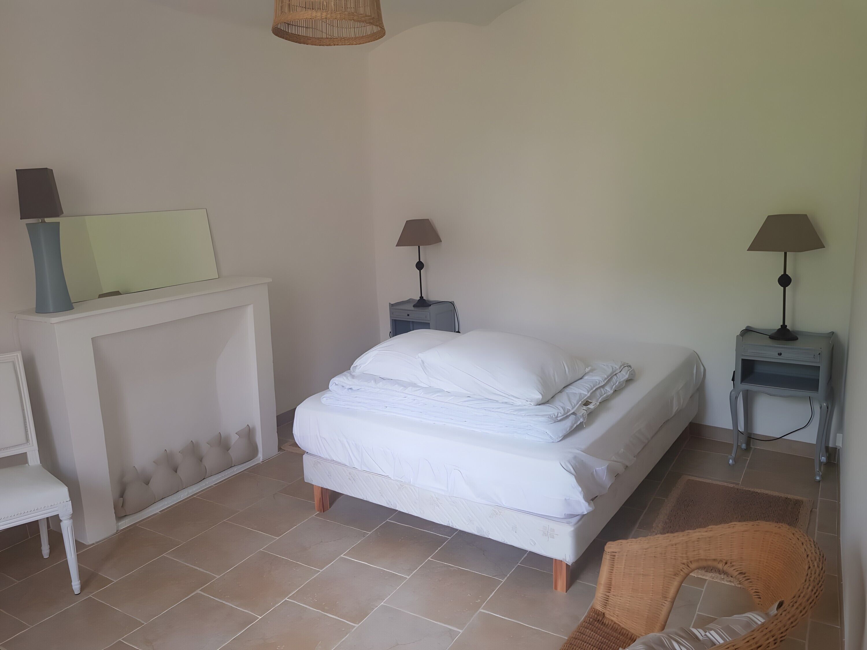 Strykejern/-brett, wi-fi og sengetøy