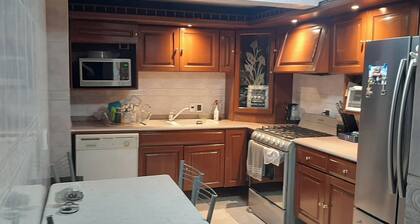 Peaceful 1-bedroom condo in welcoming México City neighborhood, central place.