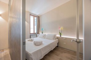 1 bedroom, iron/ironing board - ApartmentsArena - Palazzo Cantore Collection - Urban Loft (Verona)