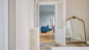 Apartment | Free WiFi