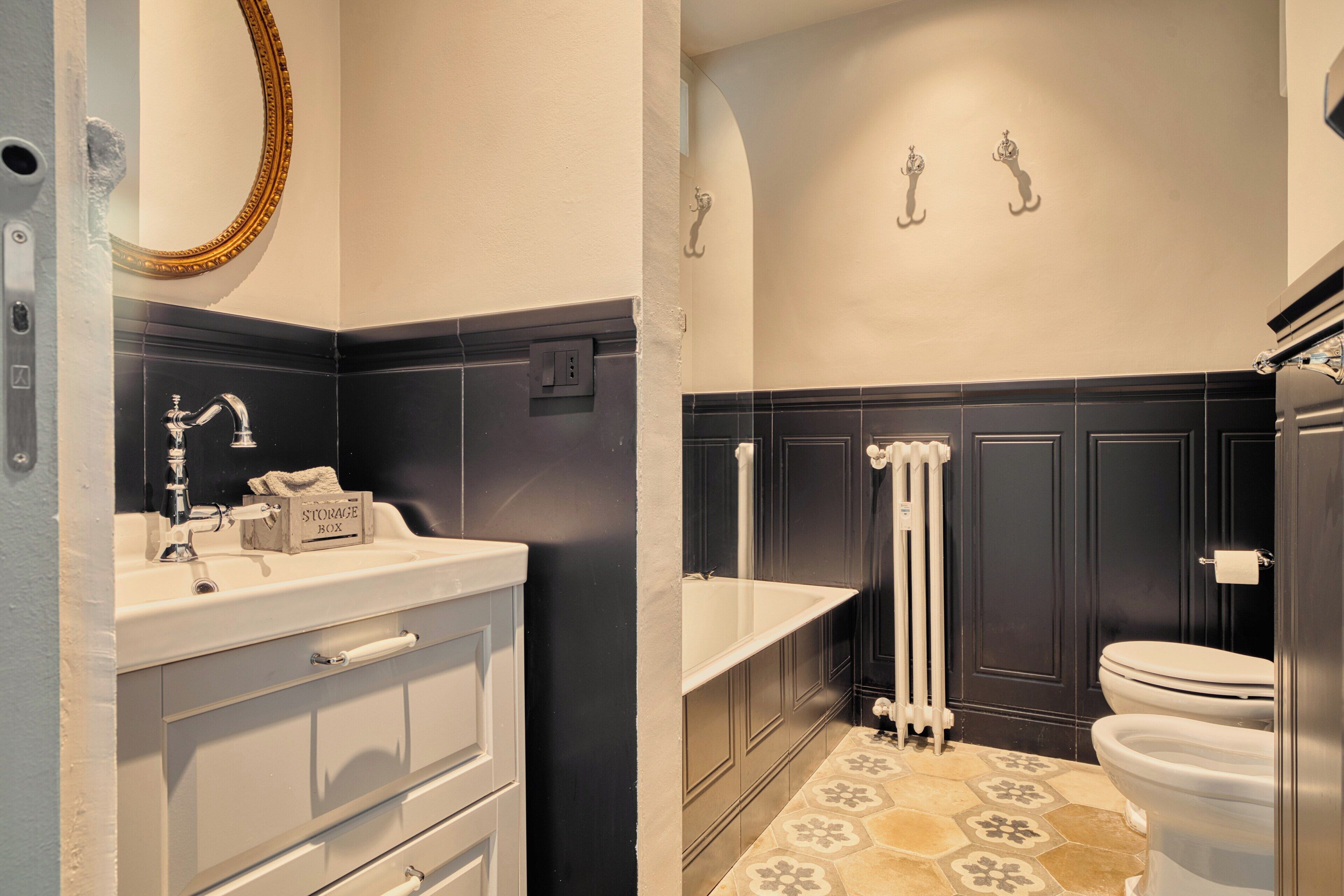 Apartment | Badezimmer