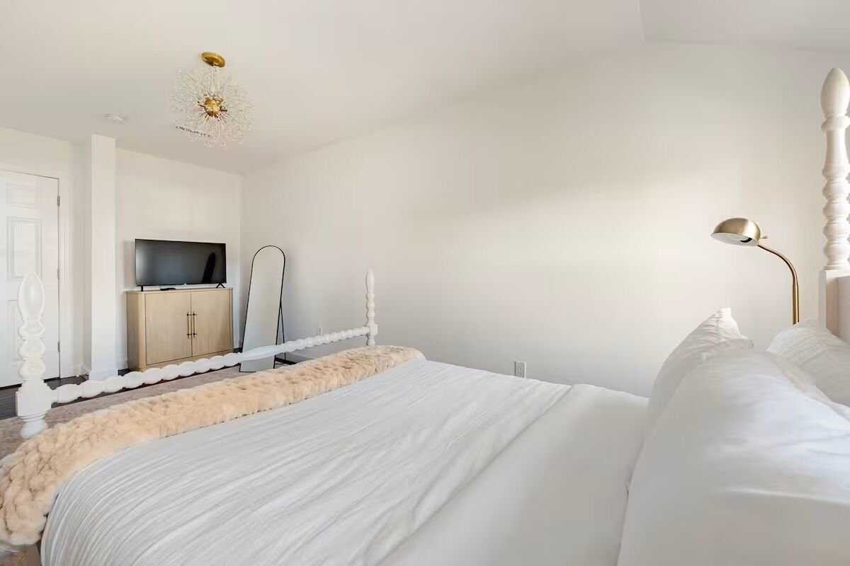 遮光カーテン、アイロン / アイロン台、WiFi (無料)