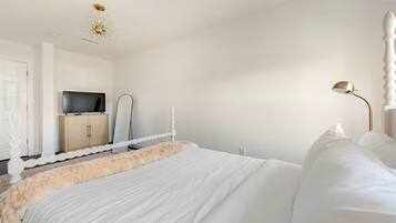 Blackout curtains, iron/ironing board, free WiFi