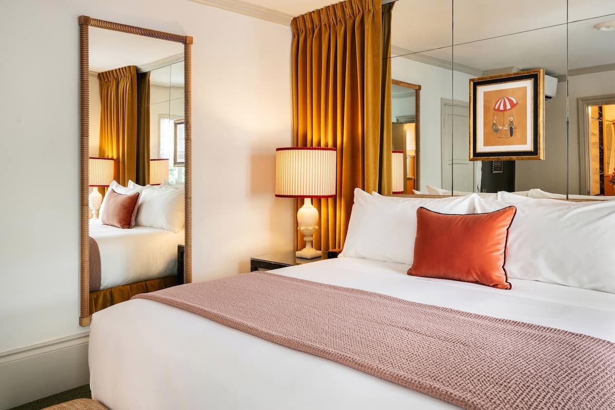 Standardværelse - 1 kingsize-seng - kæledyr tilladt | Italienske lagner fra Frette, premium-sengetøj, minibar