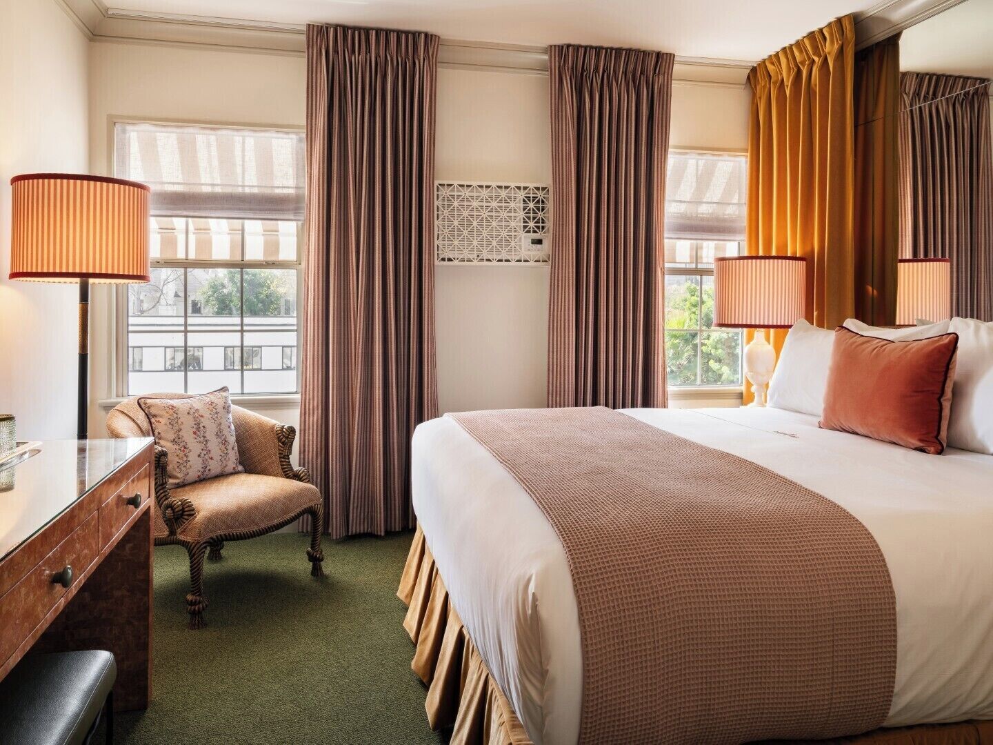 Zimmer, 1 King-Bett | Italienische Bettbezüge von Frette, hochwertige Bettwaren, Minibar