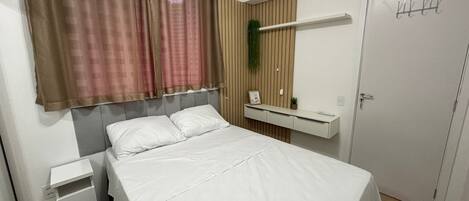 Basic Apartment | Desk, laptop workspace, iron/ironing board, free WiFi