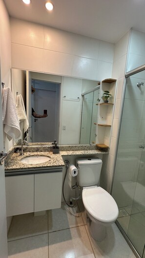 Departamento básico | Baño