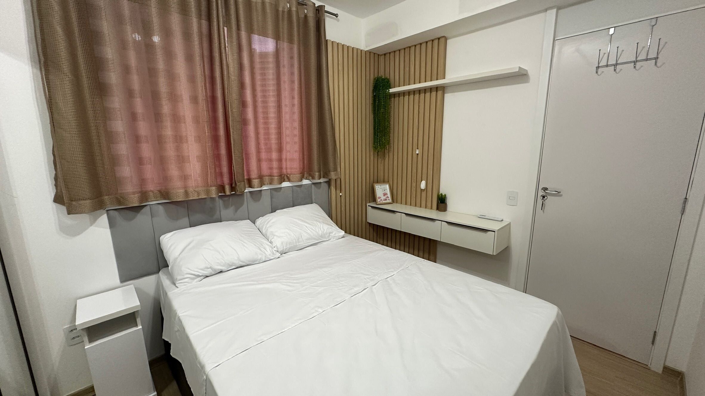 Basic Apartment | Iron/ironing board, free WiFi