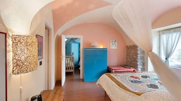 2 slaapkamers, een strijkplank/strijkijzer, wifi, beddengoed