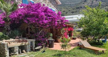 Holiday Home 'Piccolo Angolo di Paradiso' with Private Terrace, Garden & Wi-Fi