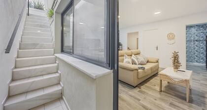 Apartment 'Tom-isi' with Wi-Fi and Air Conditioning