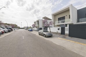 Exterior - Apartment 'Tom-isi' with Wi-Fi and Air Conditioning (Rota)