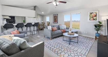 The Sports Pad, Texas Country Bliss, V-Ball & Mixed-Use Turf Field & Cricket