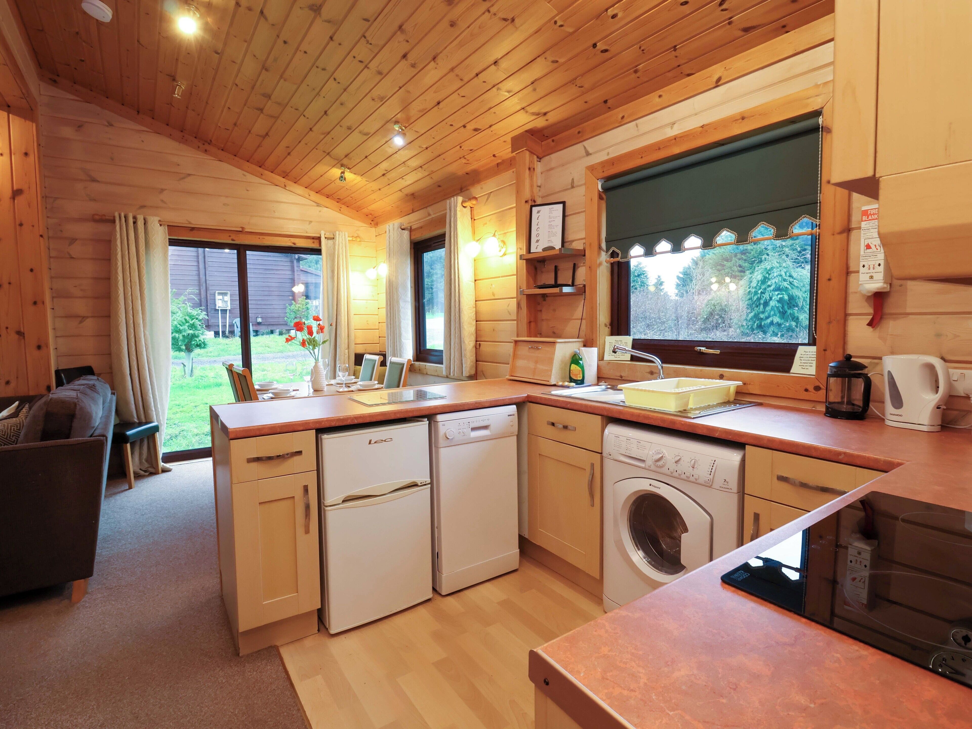 Kochgeschirr/Geschirr/Besteck