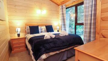 3 bedrooms, individually decorated, individually furnished, free WiFi