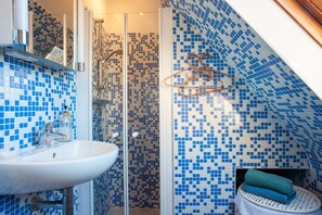Hair dryer, towels - La Parenthèse Bretonne - Sur le chemin du GR34 (Plougrescant)
