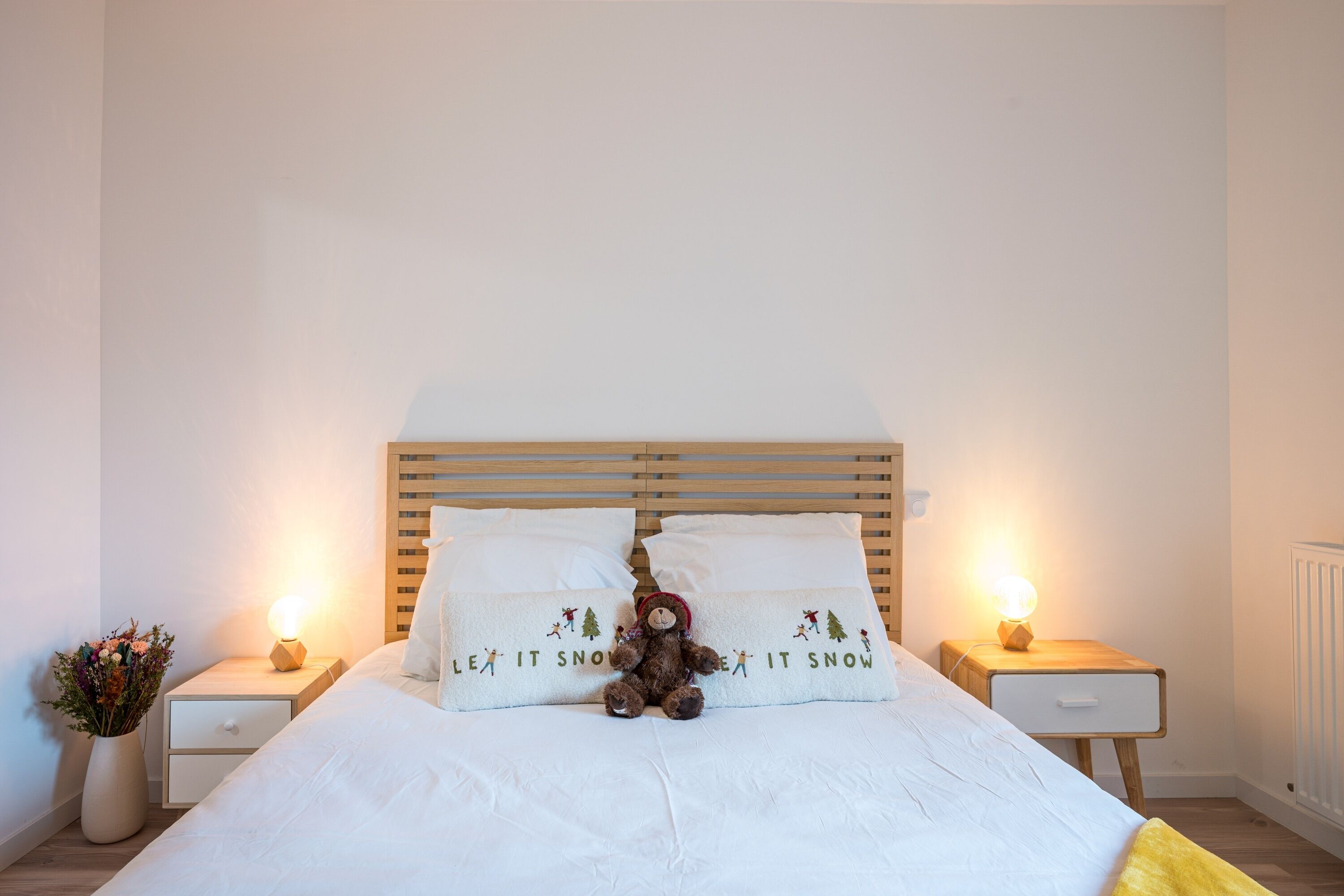 Iron/ironing board, free WiFi