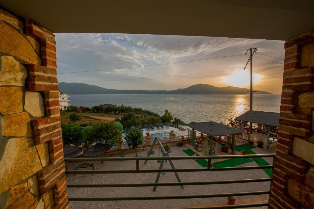 Trippelrum - balkong - havsutsikt | Boendeområde