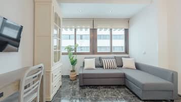 Studio Standard, vue ville | Coin séjour