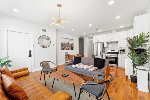 Premier 3BR-5BD-2.5Bath Retreat with NYC Access