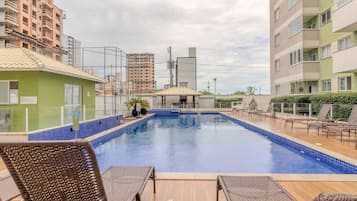Apartamento básico | Piscina | Piscina externa