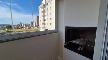 Apartamento básico | Balcón